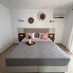 Apartment Pantheon