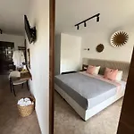 Pantheon Apartment