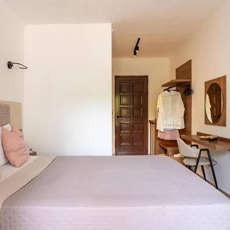 Appartement Pantheon Skiathos-stad
