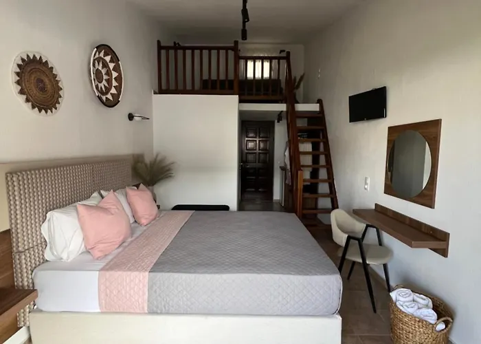 Pantheon アパート スキアトスタウン