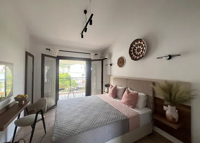 Pantheon * スキアトスタウン