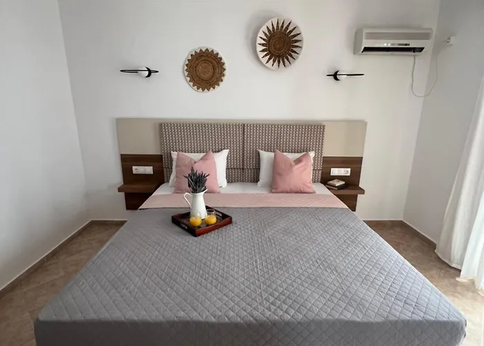 アパート Pantheon